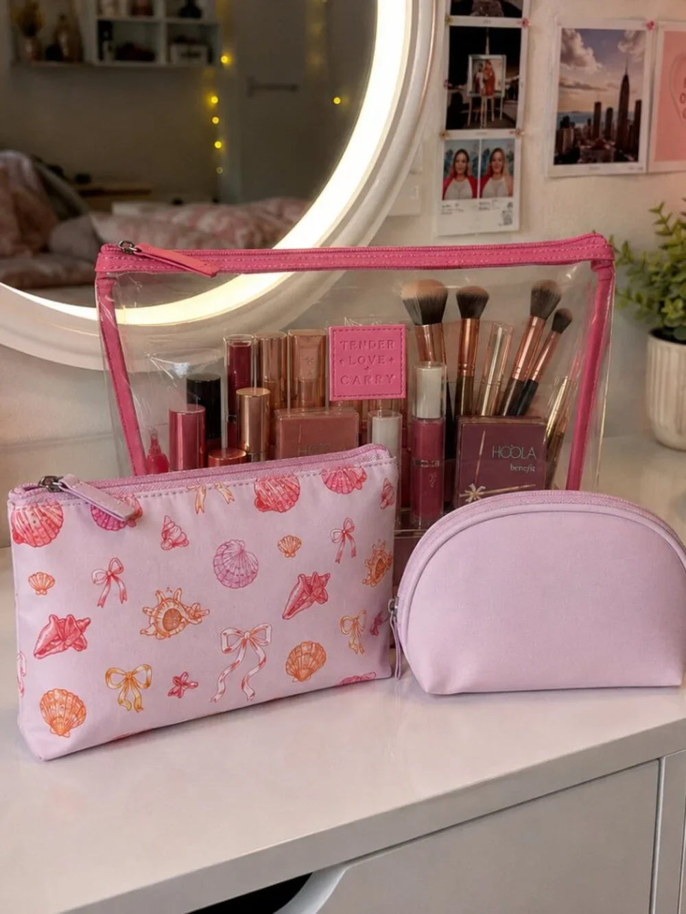 NWT - Tender Love + Carry 3 Piece Pink Seashell Cosmetic Set